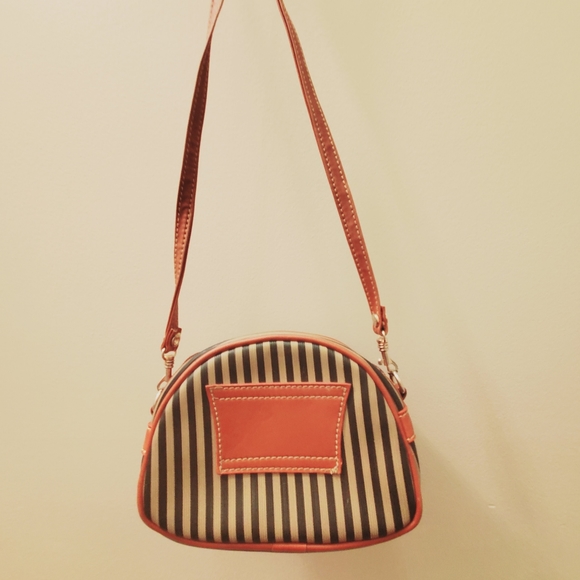 Chenson small crossbody bag rare - Picture 11 of 11